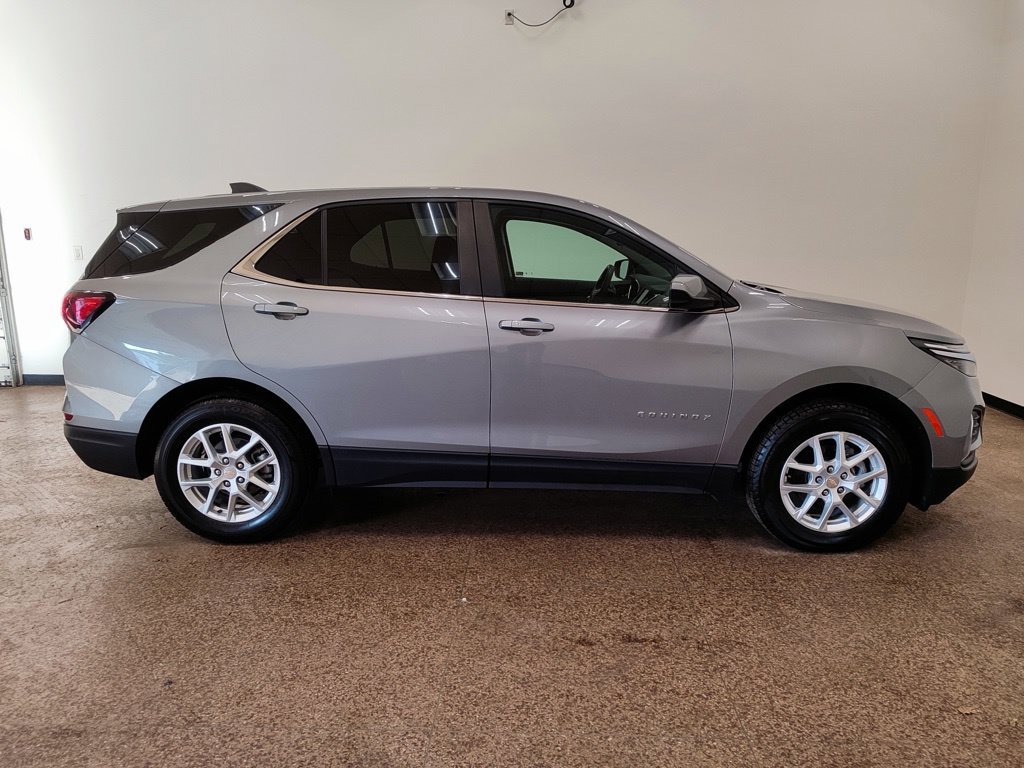 Used 2023 Chevrolet Equinox LT AWD/4WD image 7