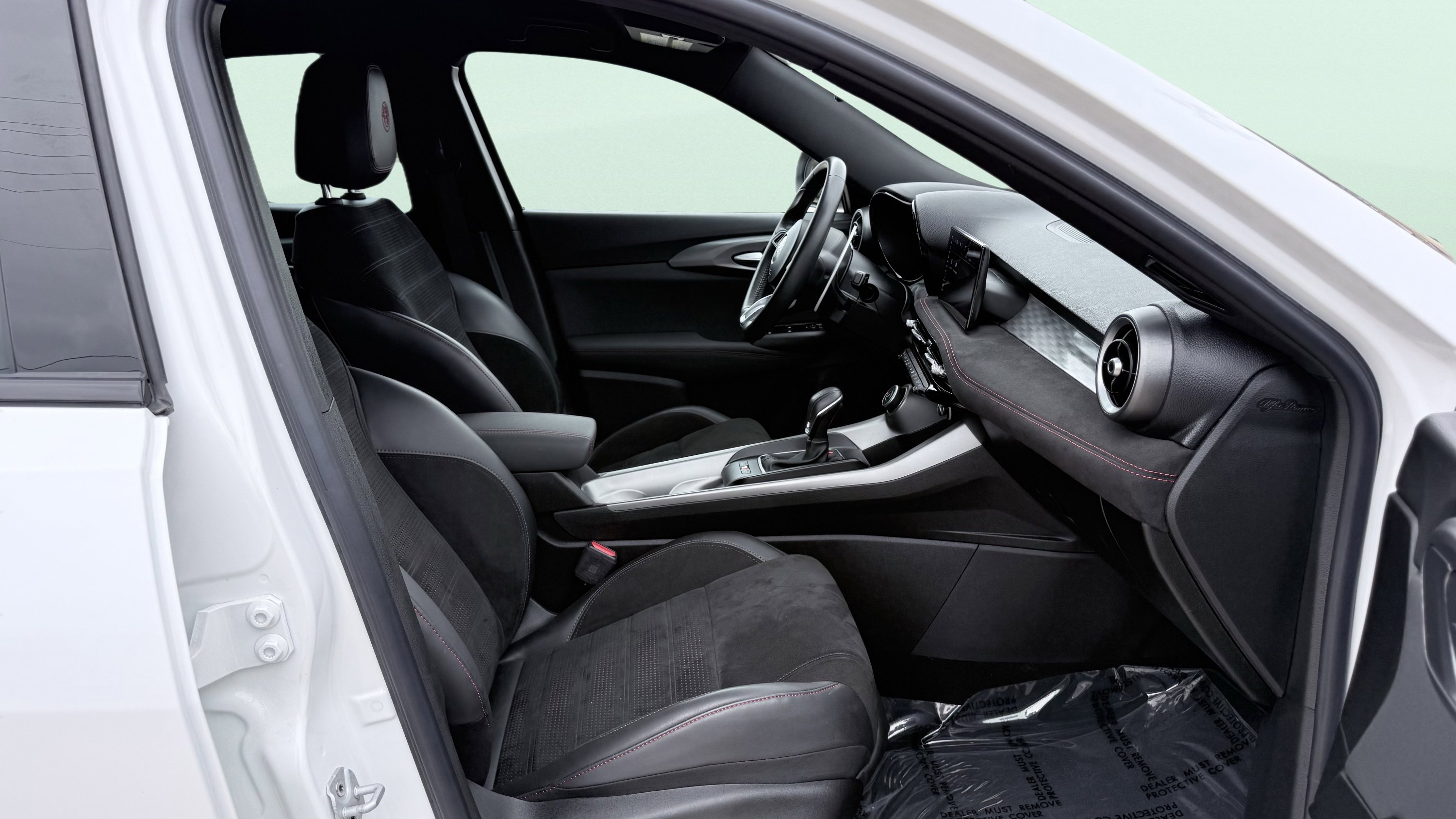 Used 2024 Alfa Romeo Tonale Veloce image 44