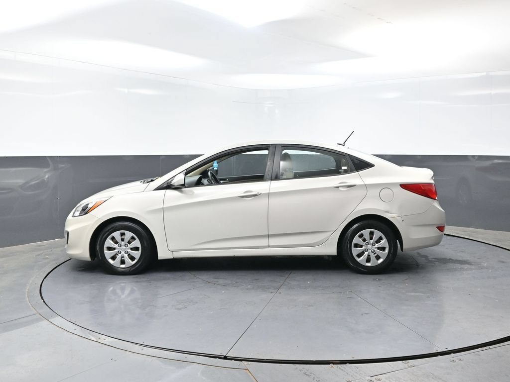 Used 2017 Hyundai Accent SE FWD image 8