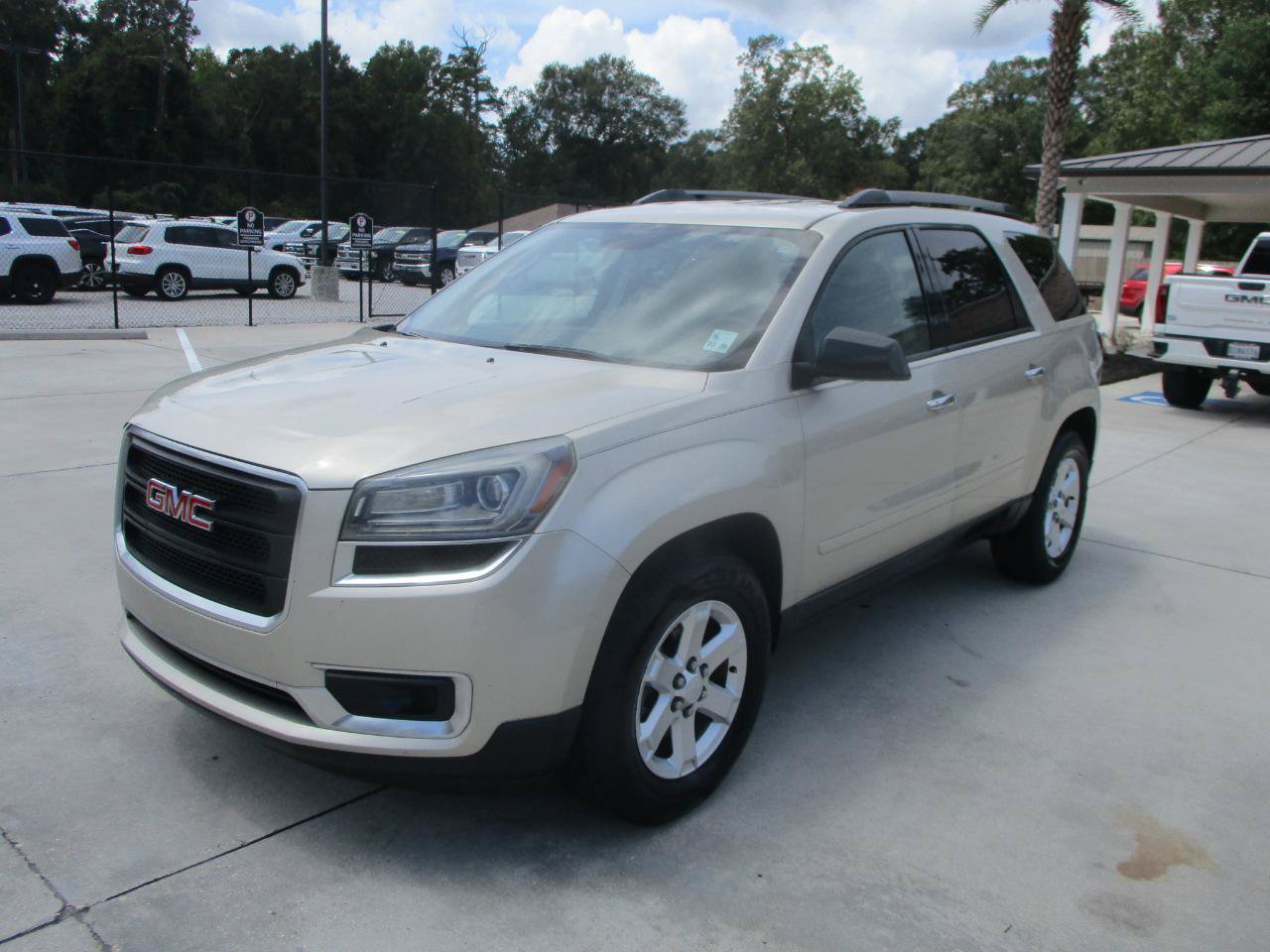 Used 2014 GMC Acadia SLE FWD image 5