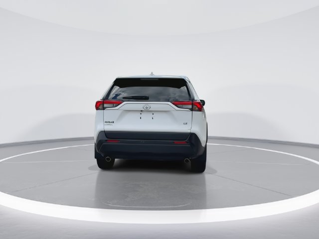 Used 2023 Toyota RAV4 LE FWD image 7