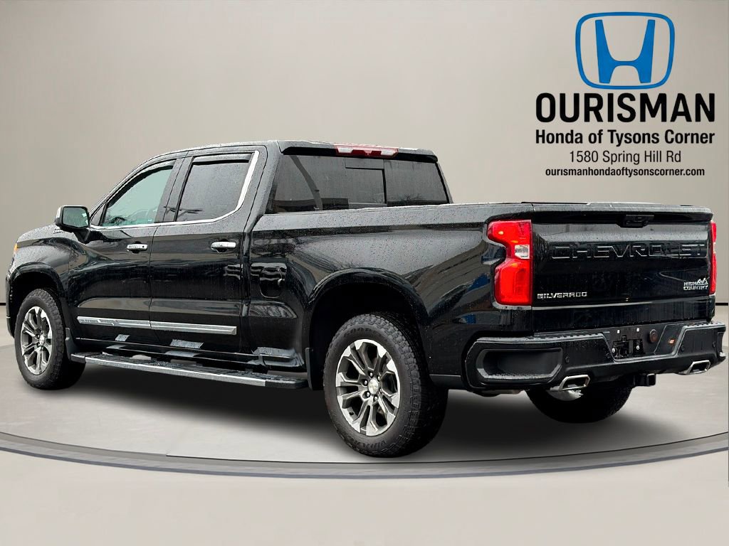 Used 2023 Chevrolet Silverado 1500 High Country image 3