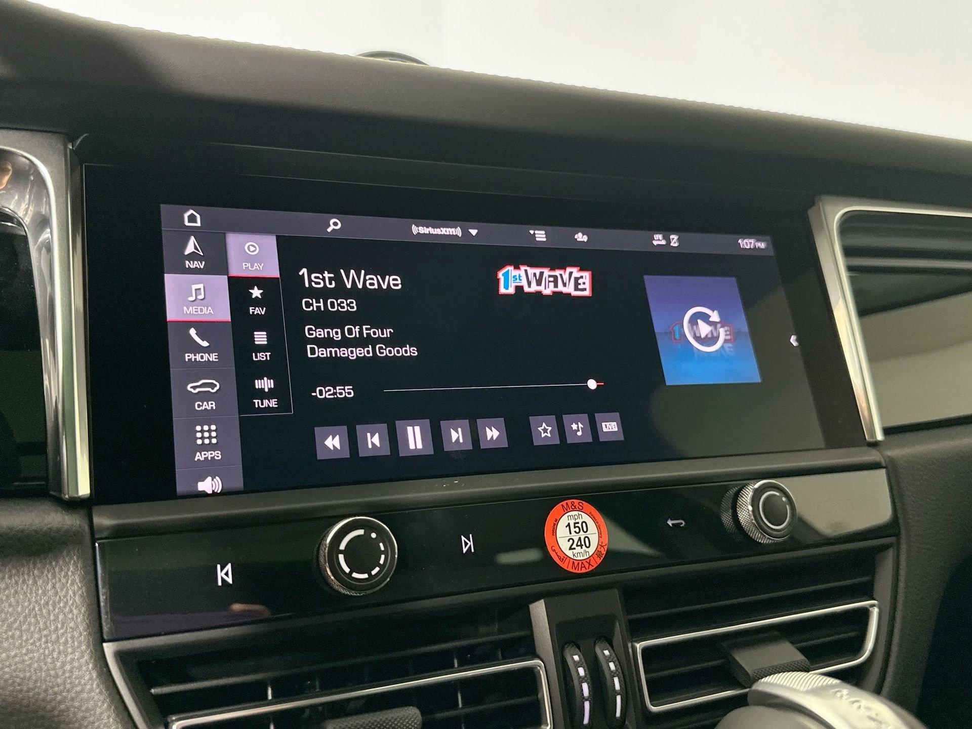 Certified 2026 Porsche Macan image 21