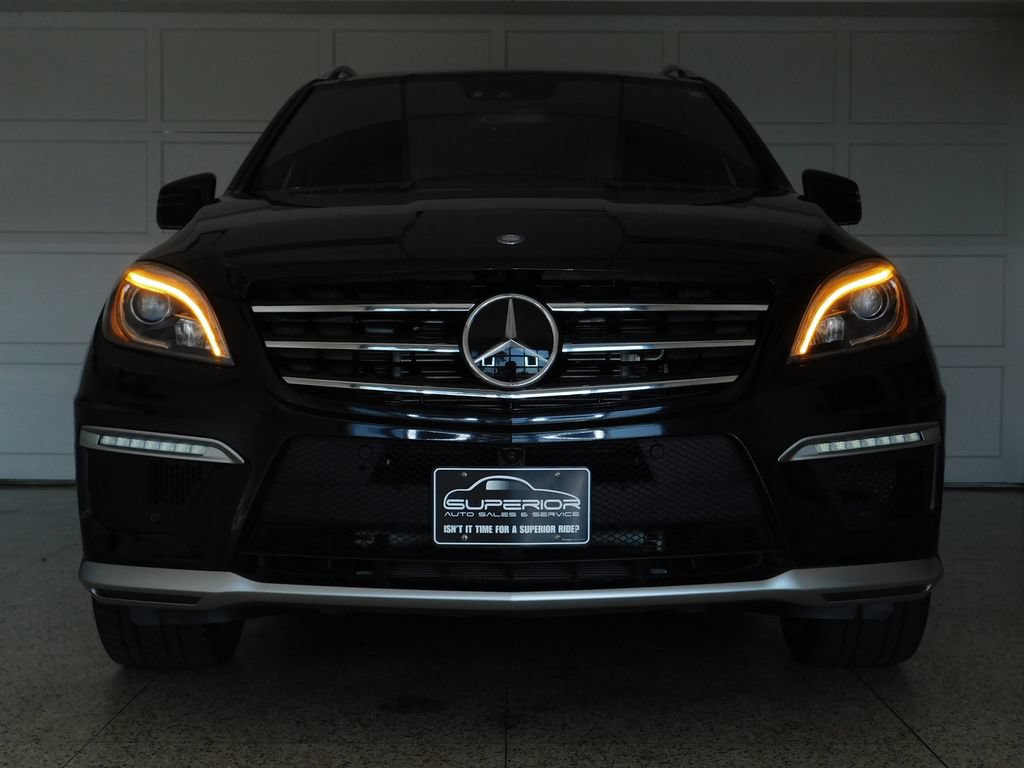 Used 2014 Mercedes-Benz ML 63 AMG 4MATIC image 11