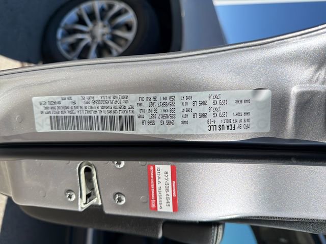 Used 2019 Jeep Cherokee Latitude Plus w/ Comfort/Convenience Group image 28