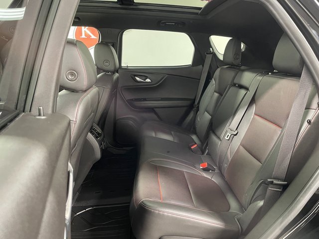 Used 2021 Chevrolet Blazer RS w/ Enhanced Convenience Package image 21
