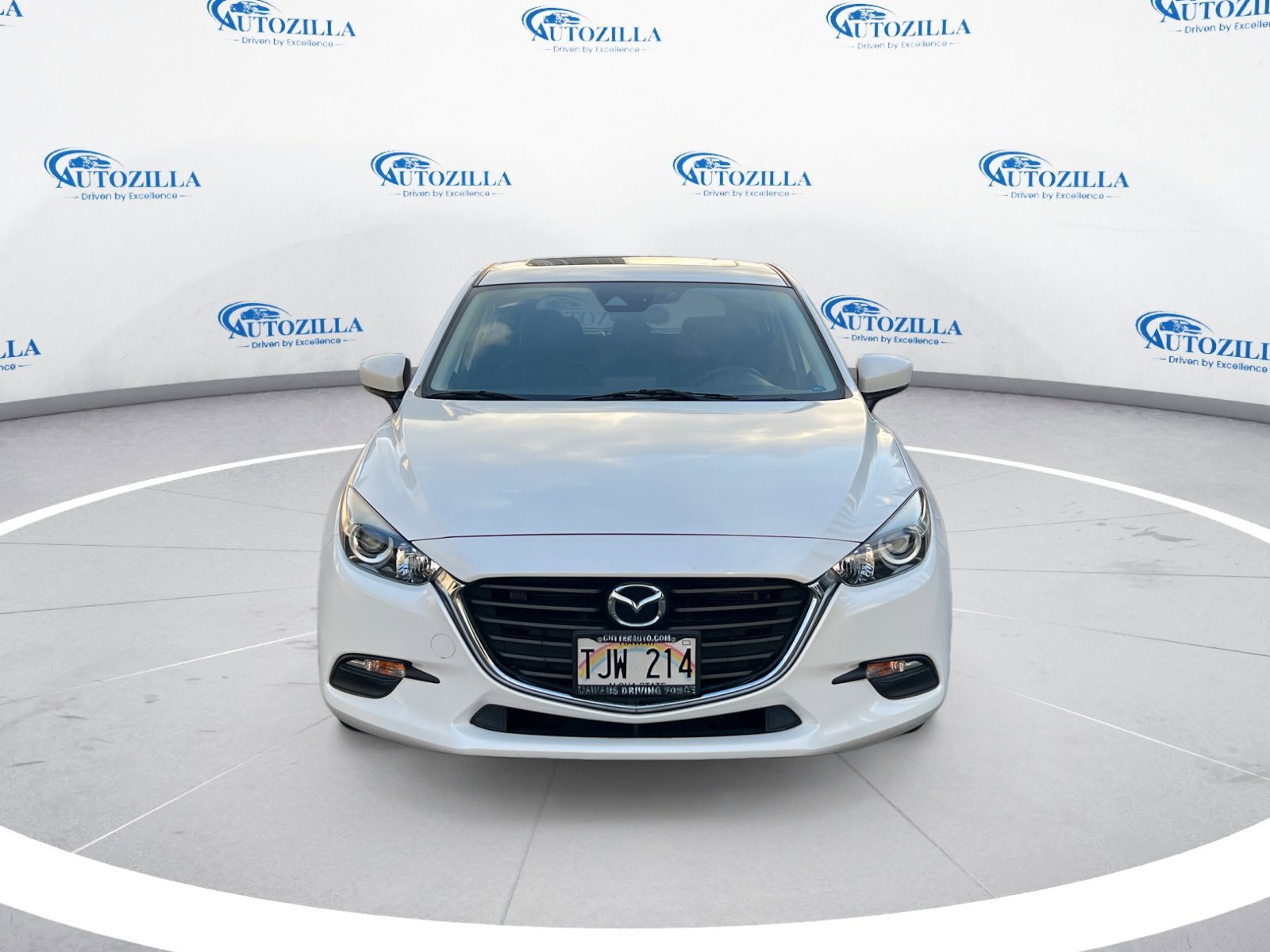 Used 2018 MAZDA MAZDA3 Touring image 8