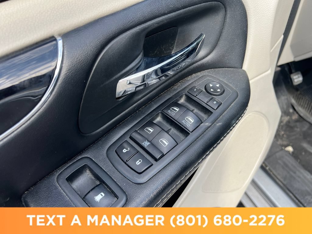 Used 2020 Dodge Grand Caravan SXT FWD image 13
