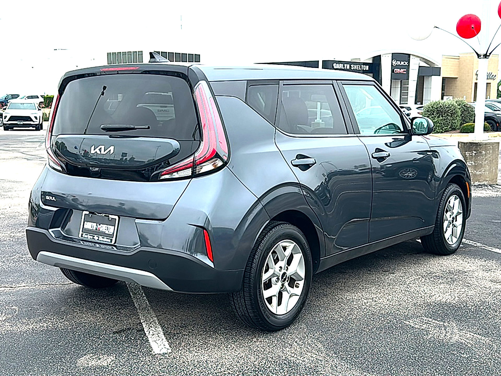 Used 2024 Kia Soul LX w/ Option Group 015 FWD image 8
