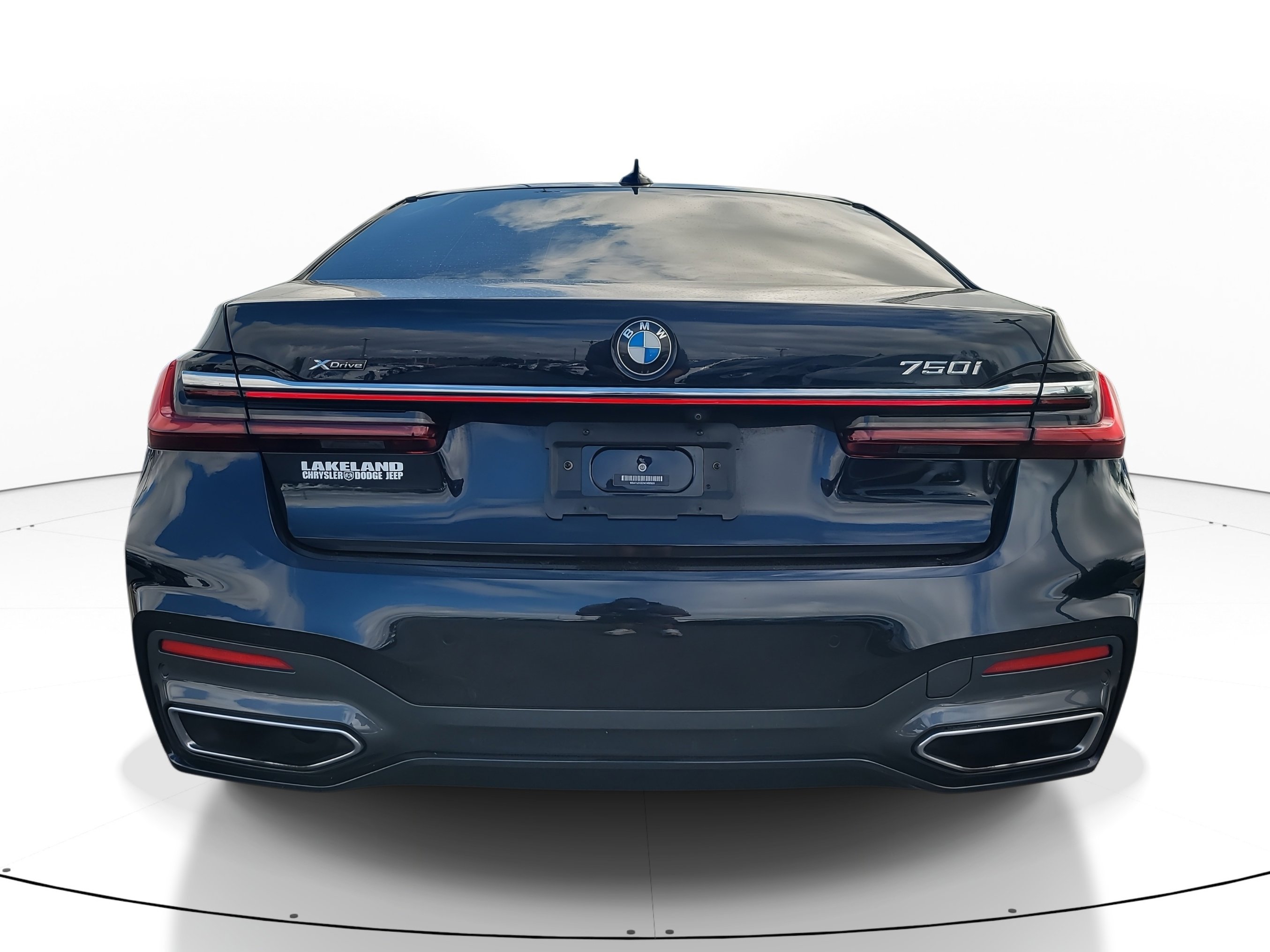 Used 2022 BMW 750i xDrive 750i xDrive w/ Autobahn Package image 5