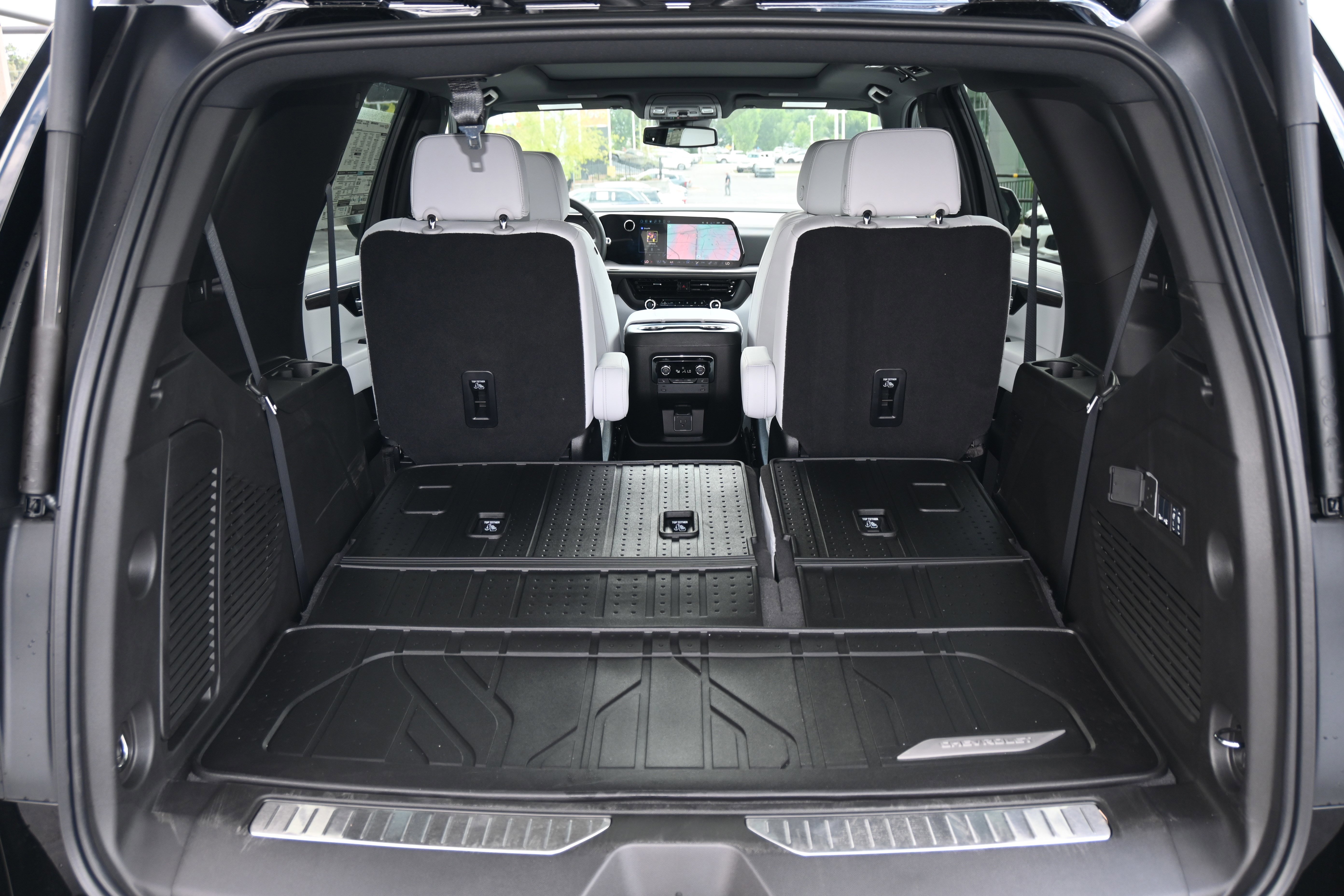 Used 2025 Chevrolet Tahoe Premier w/ Sun And Tow Package image 41