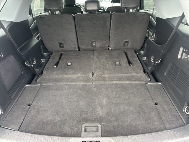 Used 2023 Ford Explorer Limited AWD/4WD image 33