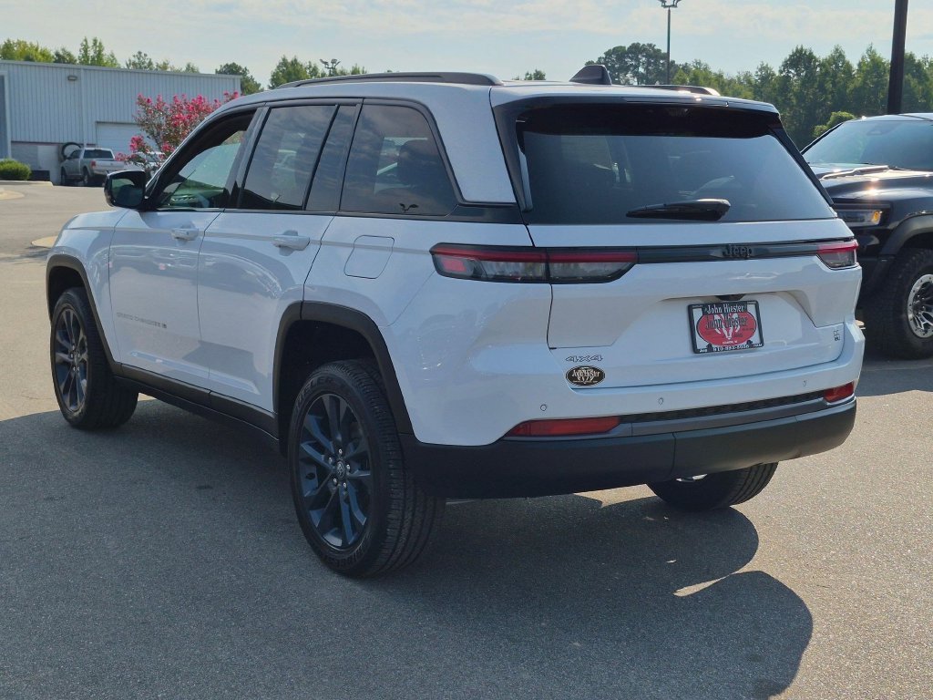 New 2026 Jeep Grand Cherokee Limited AWD/4WD image 5