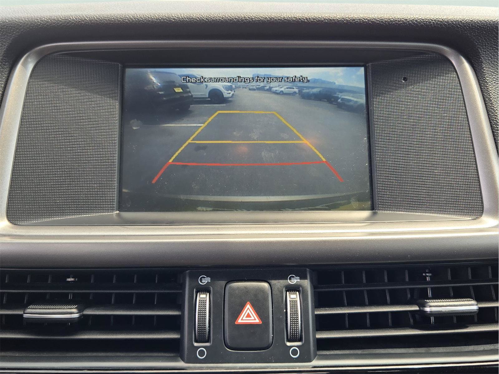 Used 2018 Kia Optima LX FWD image 16
