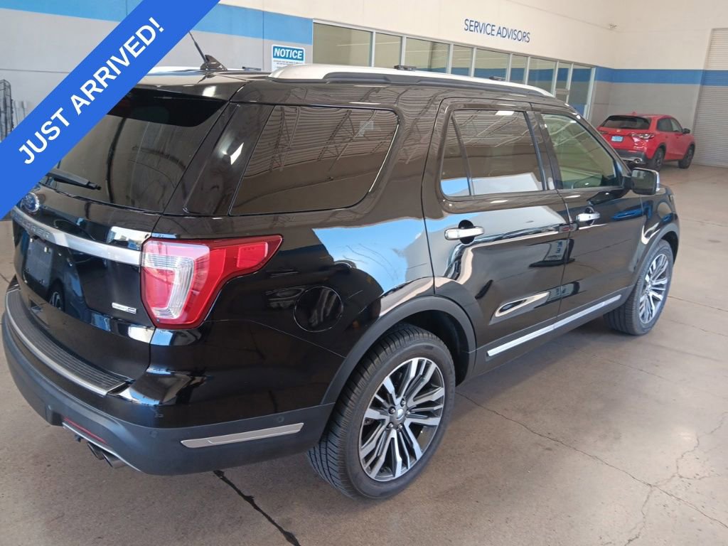 Used 2019 Ford Explorer Platinum AWD/4WD image 3