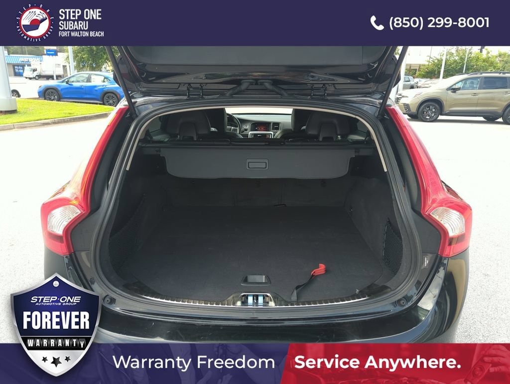 Used 2018 Volvo V60 T5 Cross Country w/ Convenience Package AWD/4WD image 31