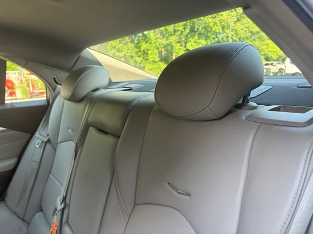 Used 2018 Cadillac CTS Luxury RWD image 16