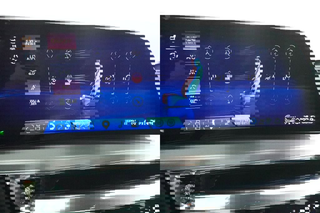 Used 2024 Cadillac Lyriq Luxury AWD/4WD image 18