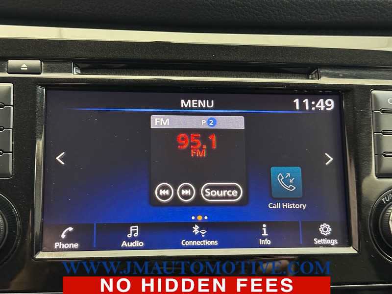 Used 2018 Nissan Rogue SV AWD/4WD image 28