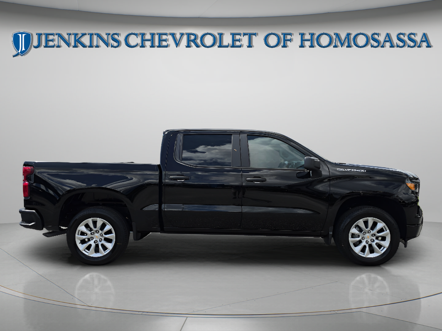 New 2026 Chevrolet Silverado 1500 Custom RWD image 3