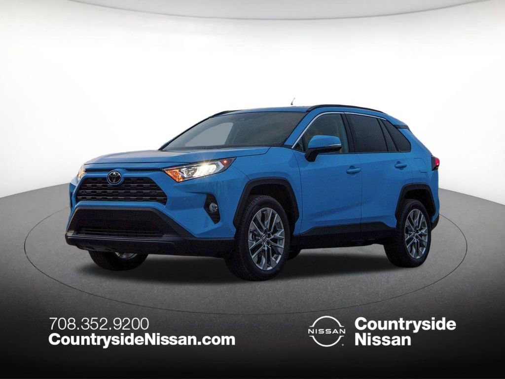Used 2022 Toyota RAV4 XLE AWD/4WD image 1