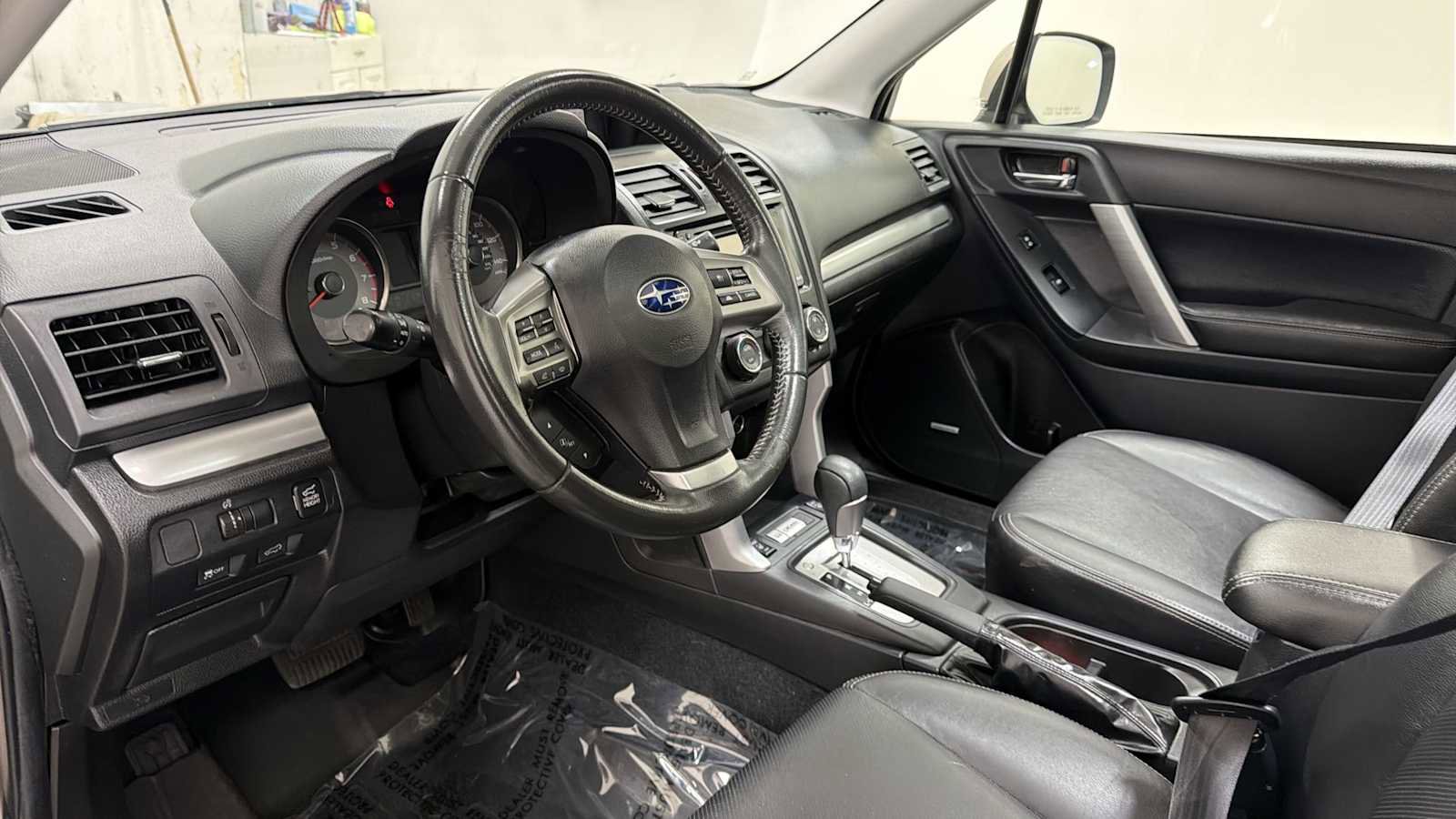 Used 2015 Subaru Forester 2.5i Limited AWD/4WD image 12