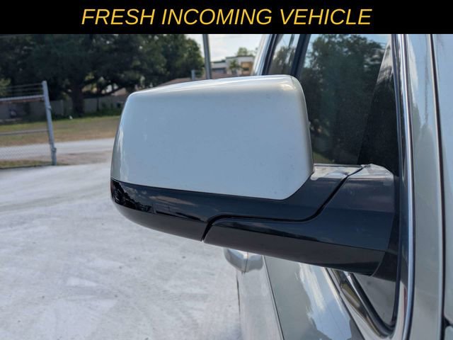 Used 2016 Chevrolet Suburban LS RWD image 12