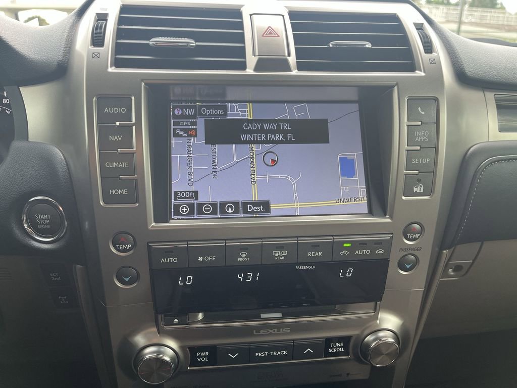 Used 2021 Lexus GX 460 Premium w/ Accessory Package image 22