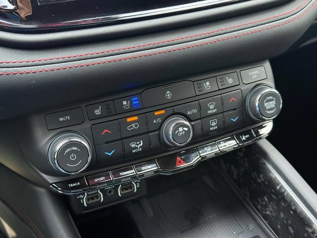 Certified 2023 Dodge Durango R/T AWD/4WD image 19
