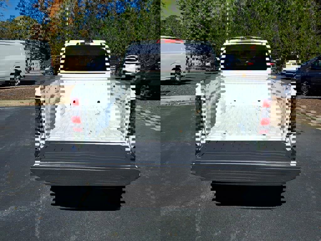 Used 2024 Nissan Frontier S w/ S Utility Package image 25