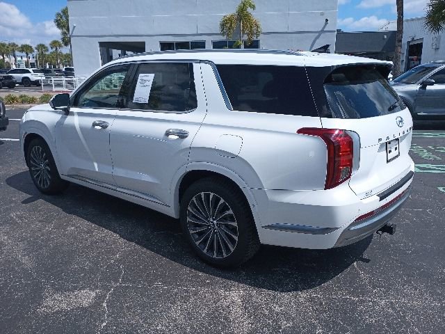 Used 2023 Hyundai Palisade Calligraphy AWD/4WD image 3