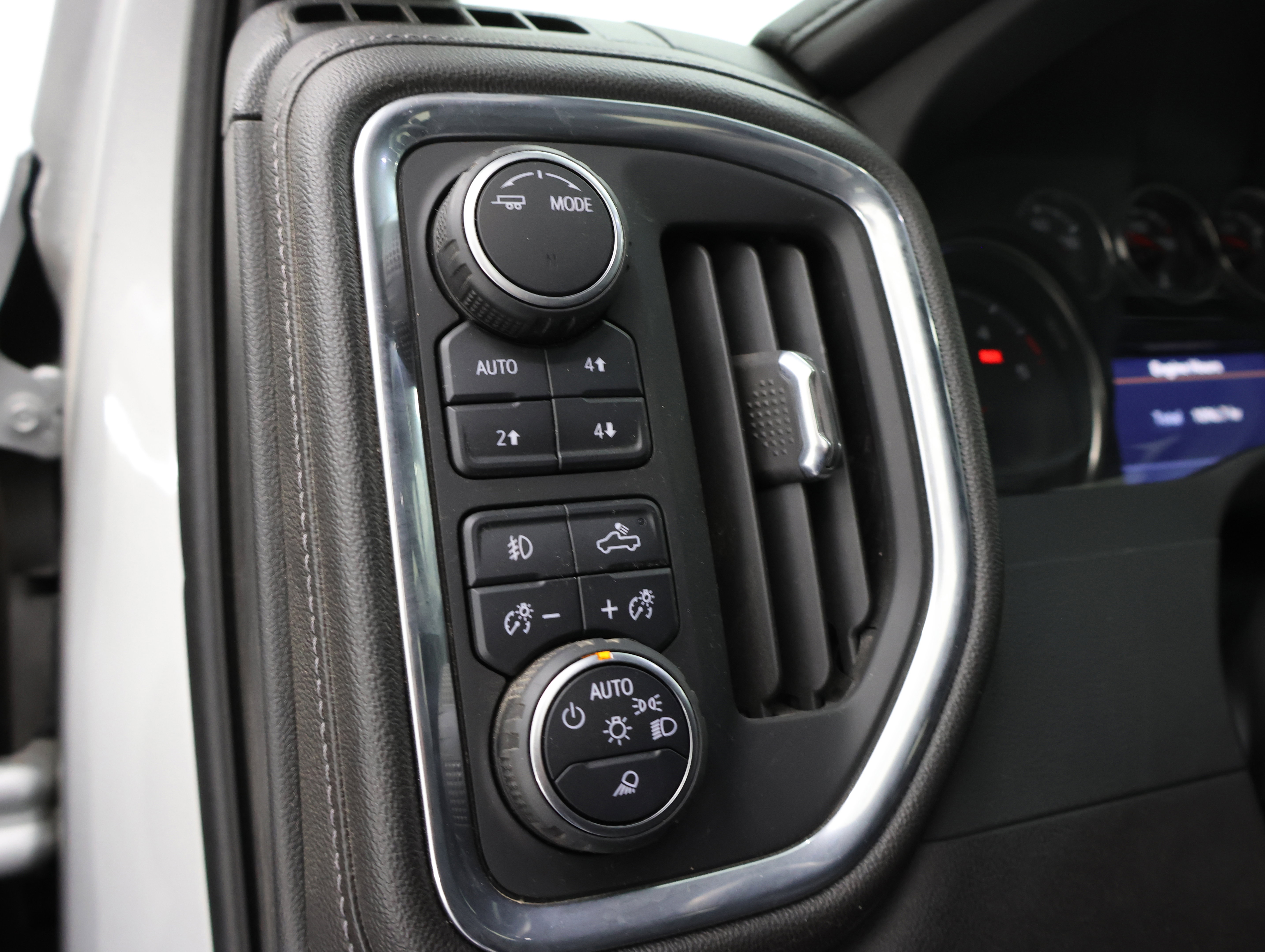 Used 2023 Chevrolet Silverado 3500 LTZ w/ Gooseneck/5TH Wheel Package image 44