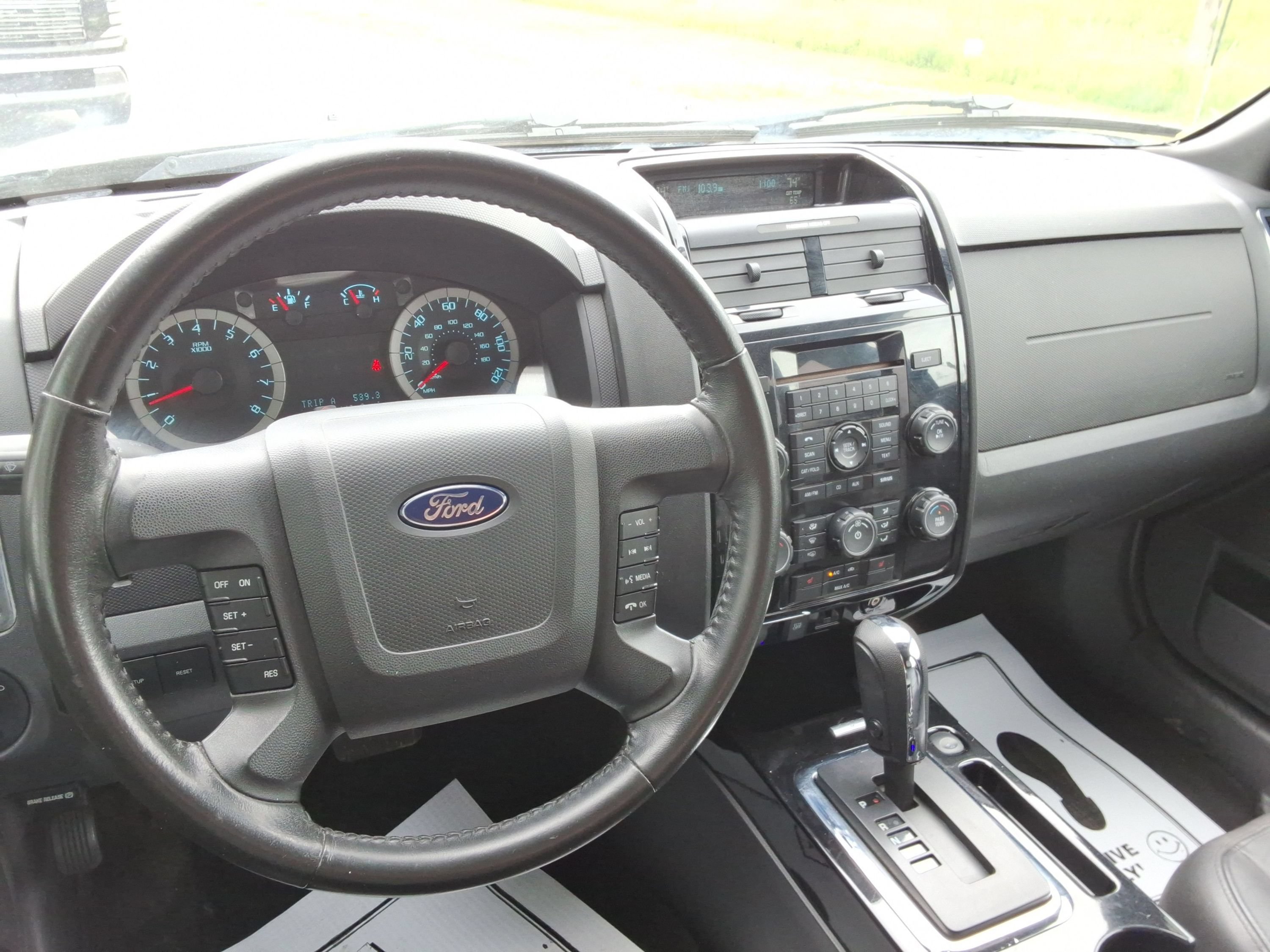 Used 2012 Ford Escape Limited AWD/4WD image 12