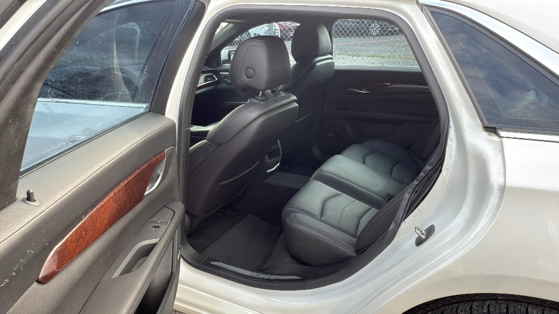 Used 2018 Cadillac CT6 3.6 AWD image 26