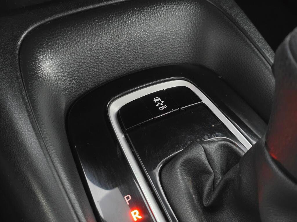 Used 2023 Toyota Corolla LE FWD image 33