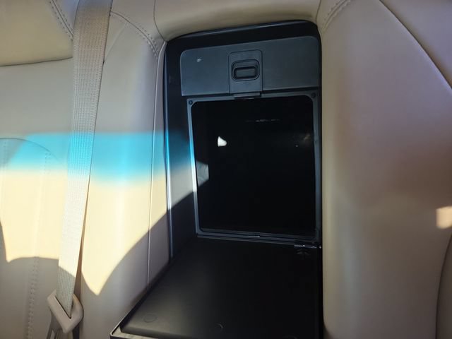 Used 2011 Buick Lucerne CXL FWD image 29