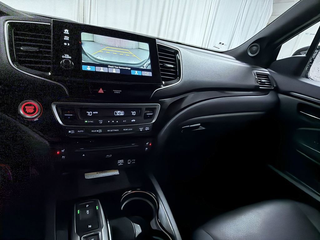 Used 2021 Honda Pilot Black Edition image 19