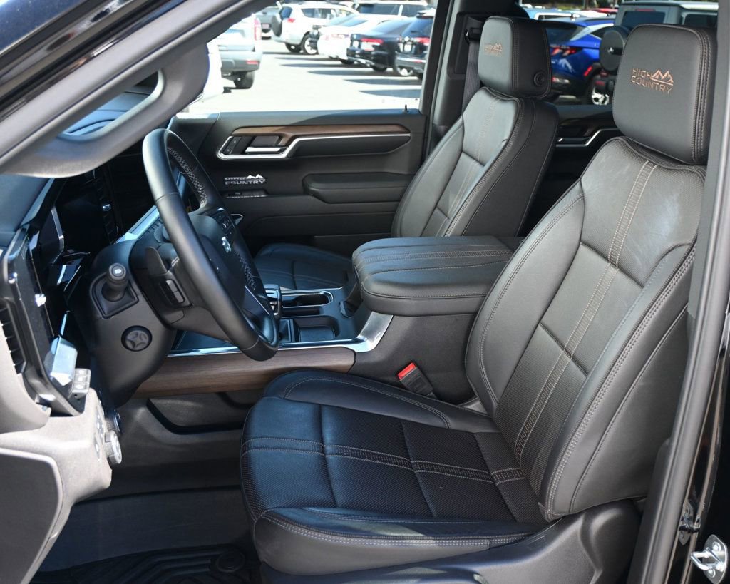 Used 2024 Chevrolet Silverado 1500 High Country w/ Midnight Edition image 17