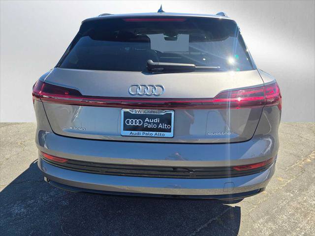 Used 2023 Audi e-tron Premium w/ Convenience Plus Package image 4