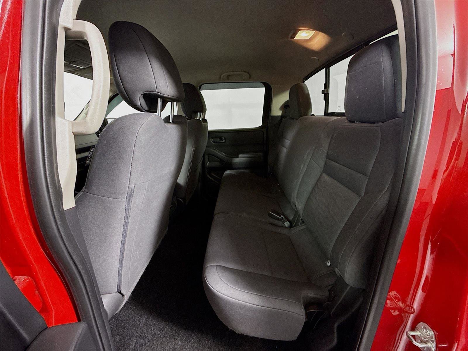 Used 2025 Nissan Frontier S image 15