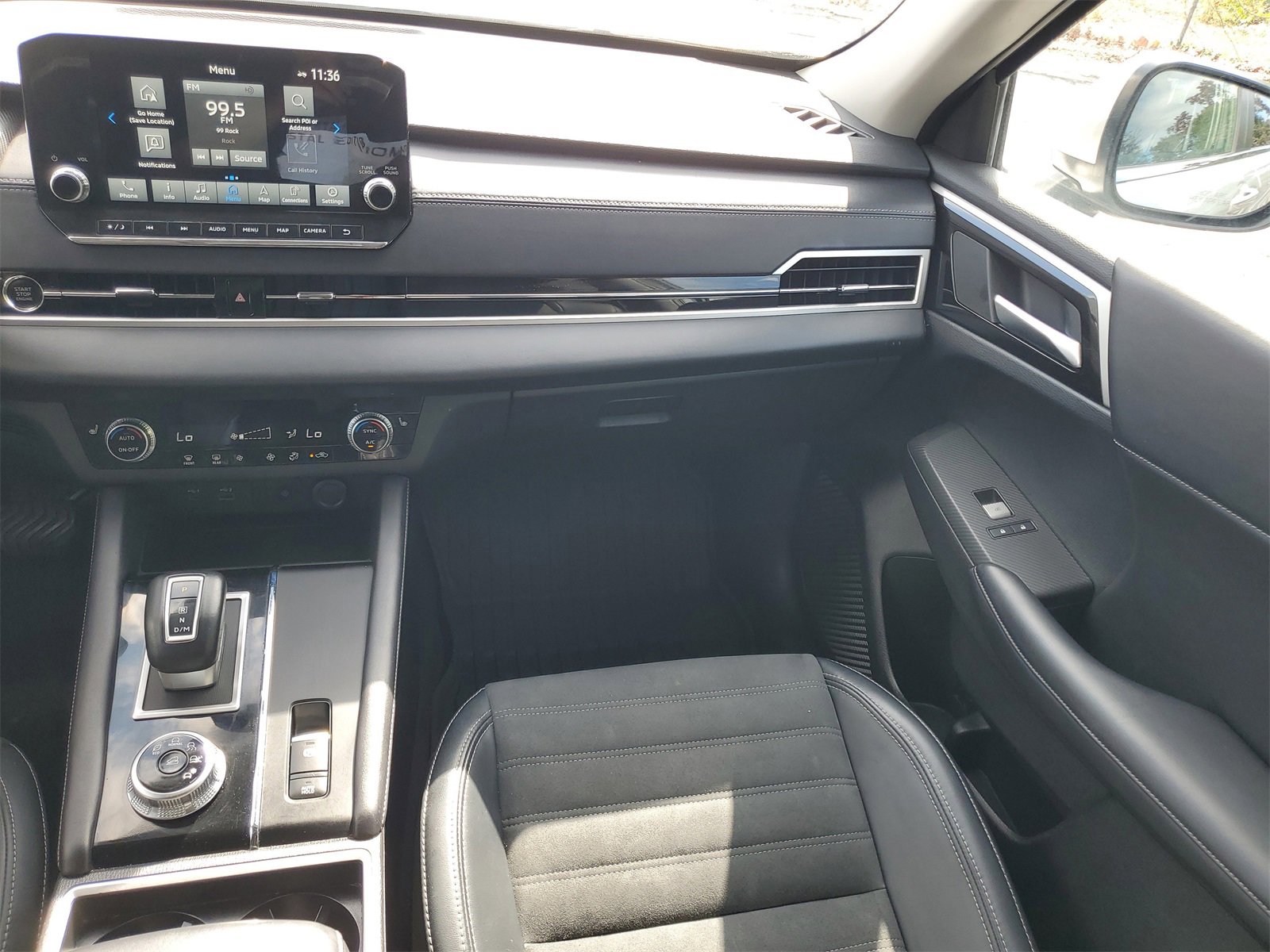 Used 2024 Mitsubishi Outlander SE image 27