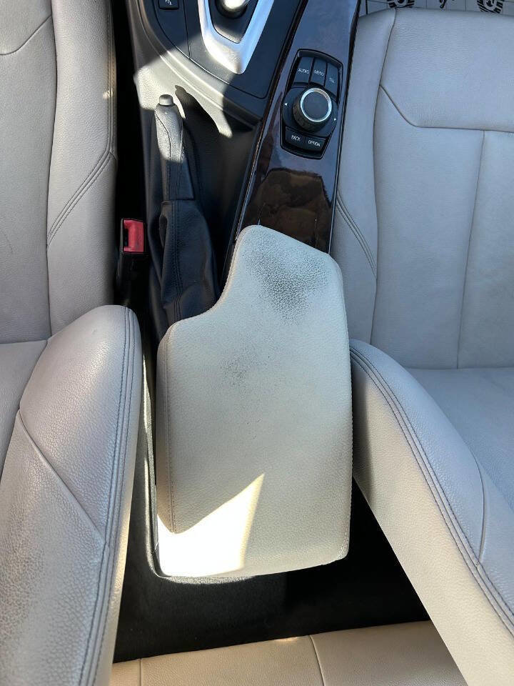 Used 2015 BMW 320i Sedan image 26