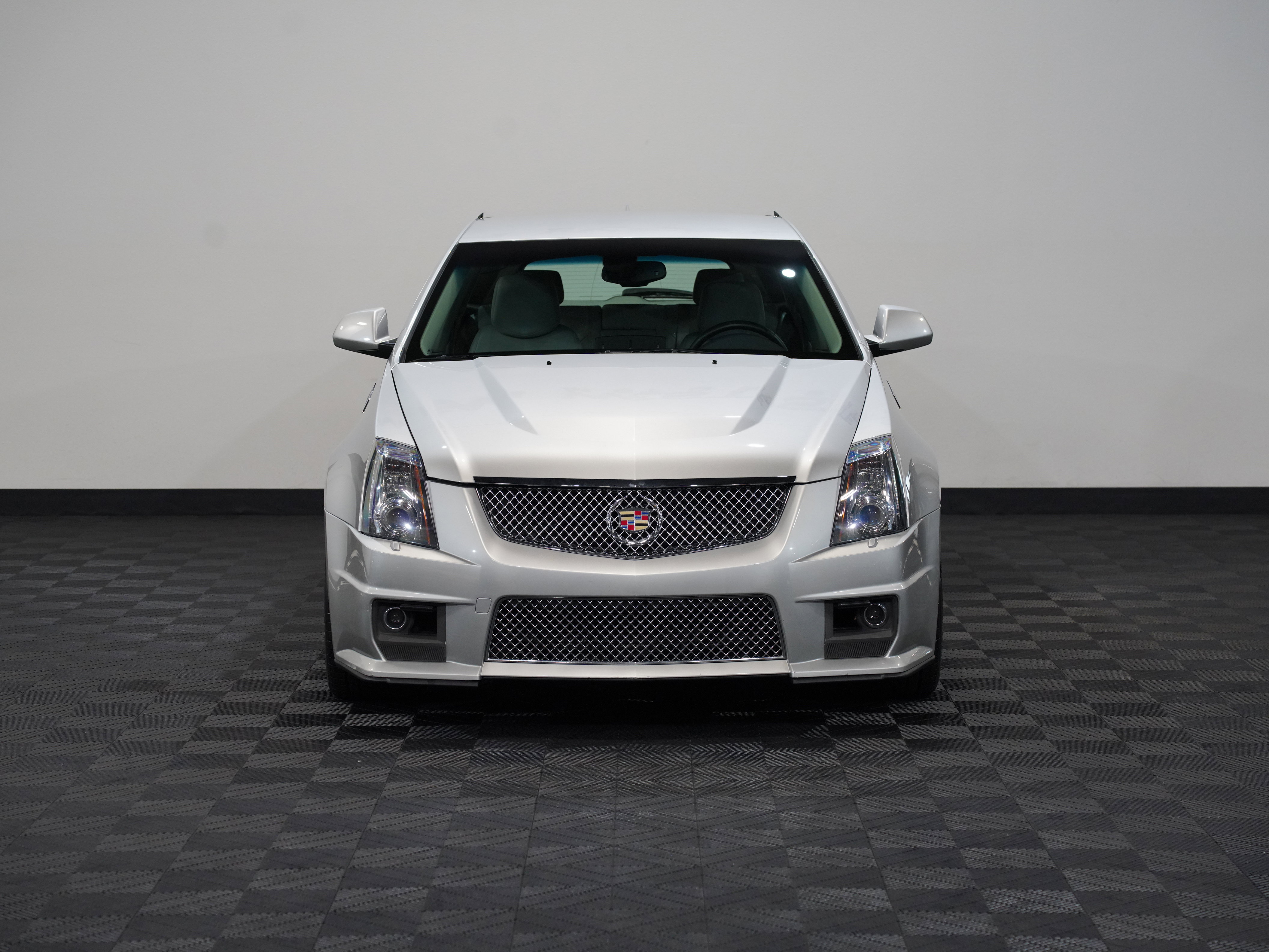 Used 2013 Cadillac CTS V image 4