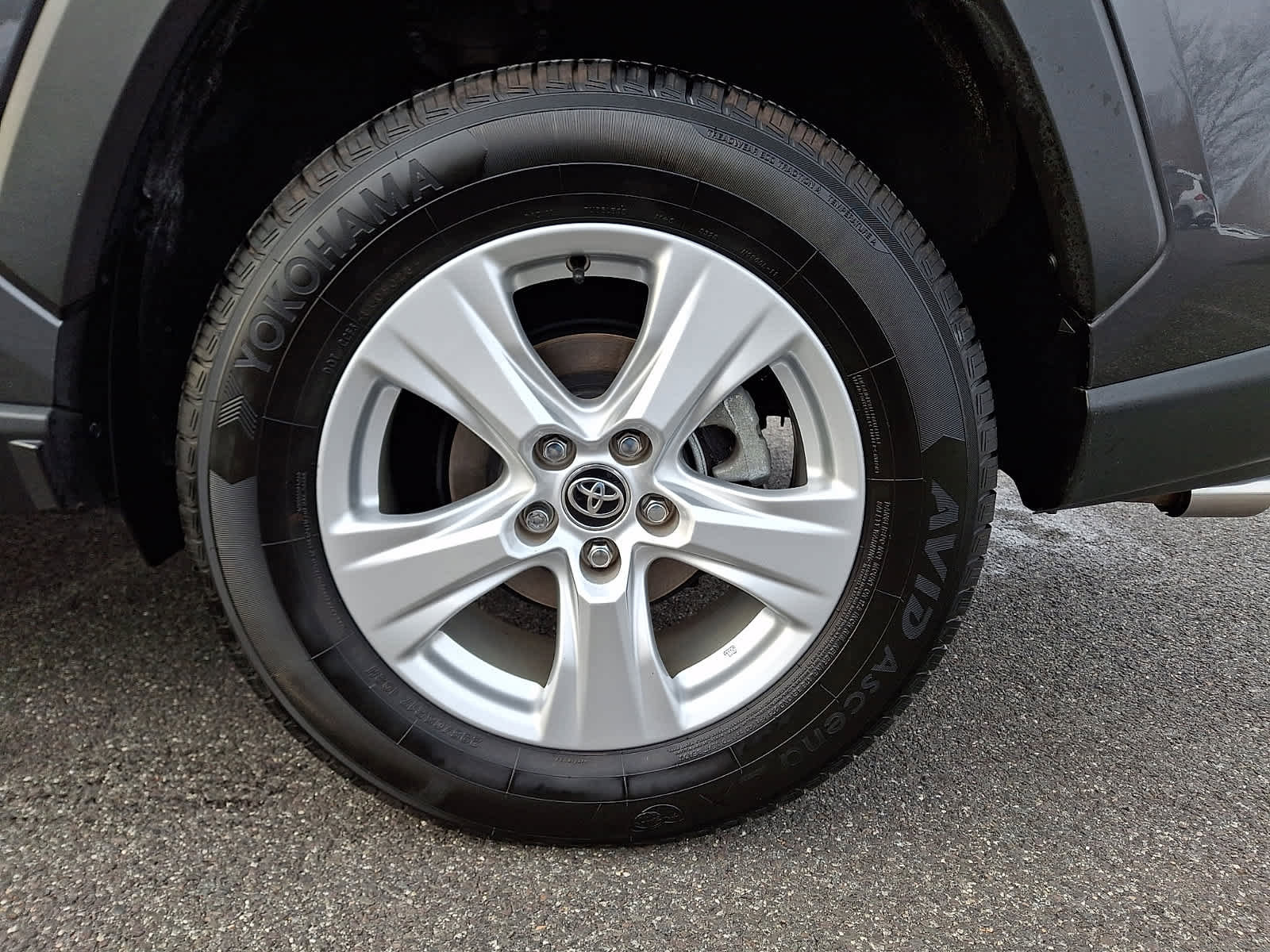 Certified 2020 Toyota RAV4 XLE image 9