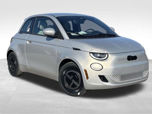 New 2025 FIAT 500 e
