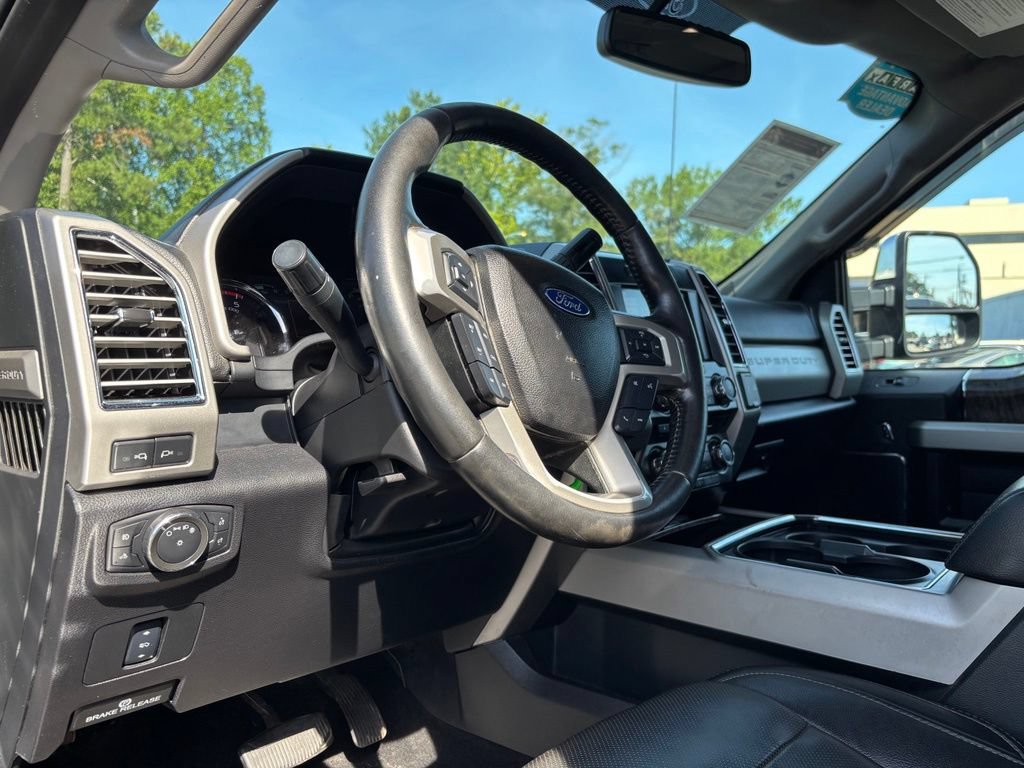 Used 2017 Ford F350 Lariat w/ Chrome Package AWD/4WD image 20