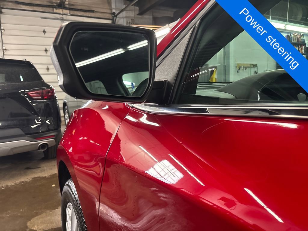 Used 2024 Chevrolet Equinox LT image 8