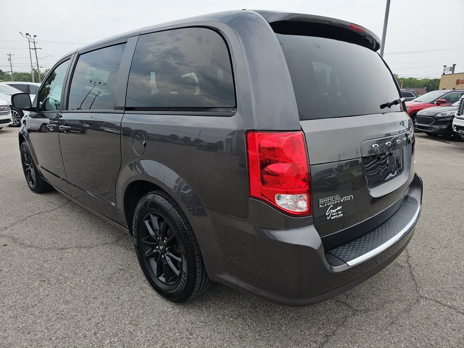 Used 2020 Dodge Grand Caravan GT FWD image 6