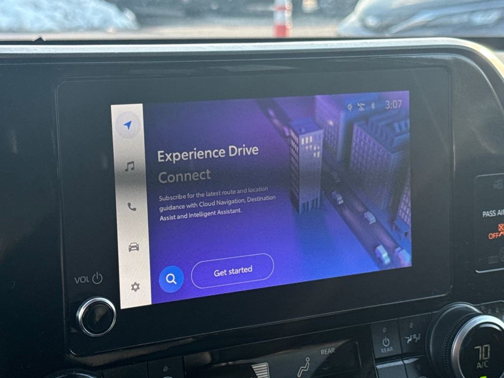 Used 2024 Toyota Highlander XLE image 24