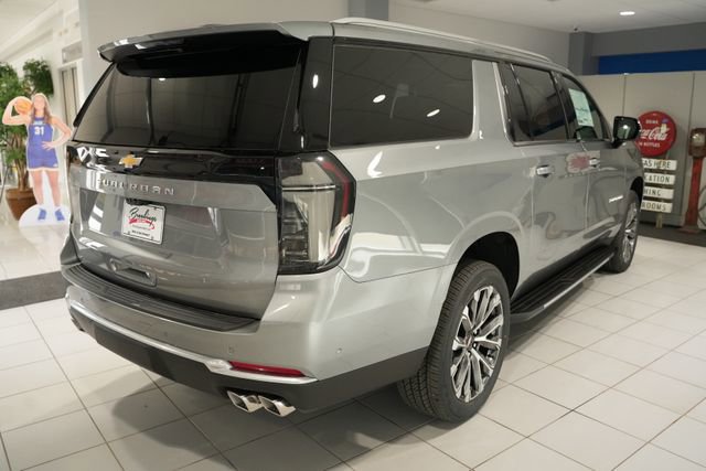 New 2026 Chevrolet Suburban High Country w/ Sun And Tow Package AWD/4WD image 7